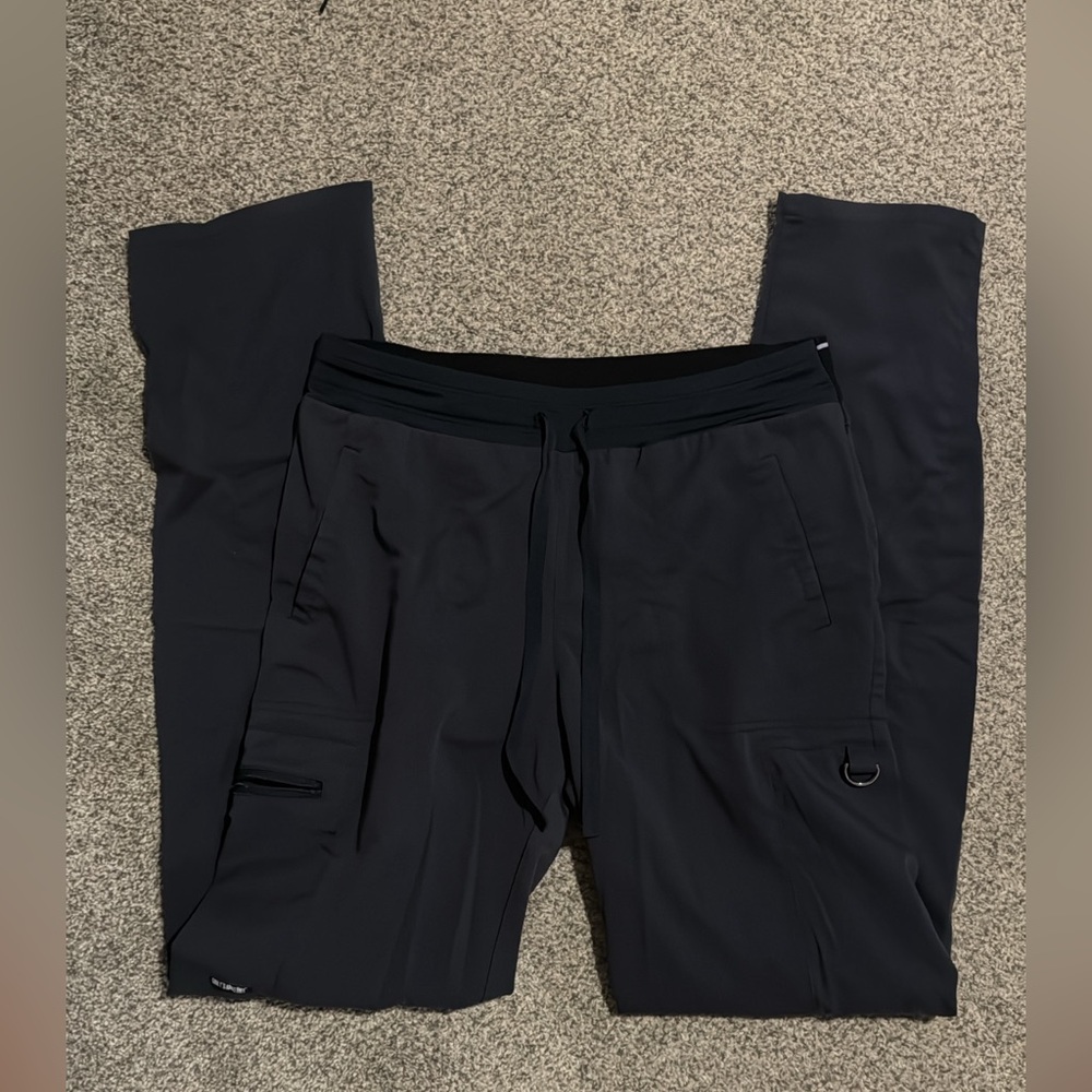 Women's Black Cargo Scrub Bottoms